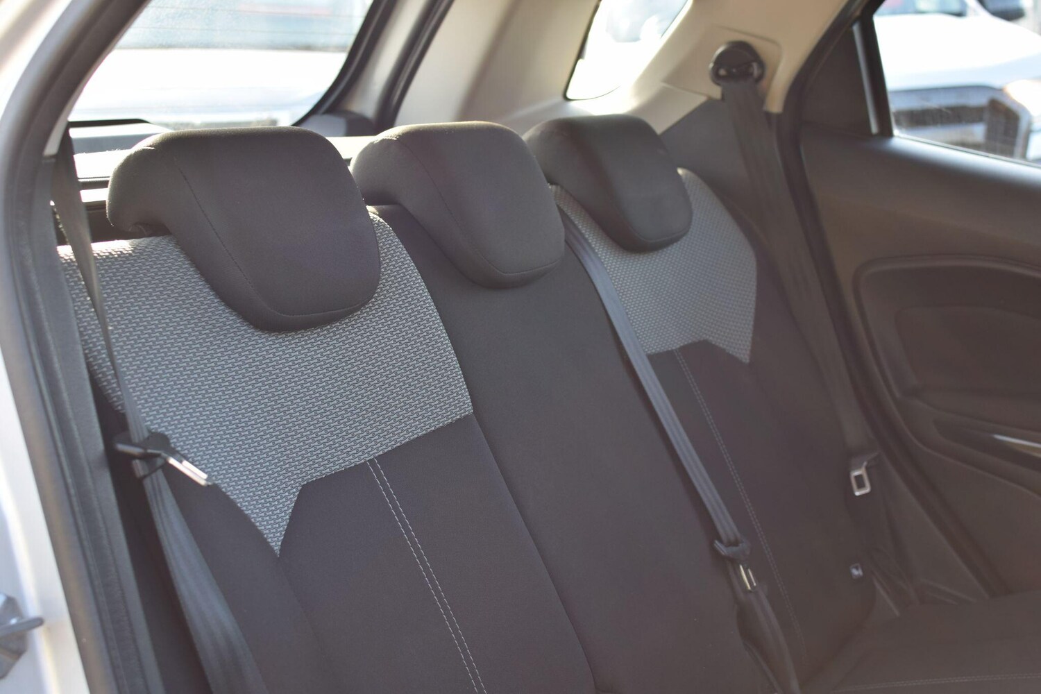 Used Ford Ecosport 2015 for sale - 77709987: Photo 21