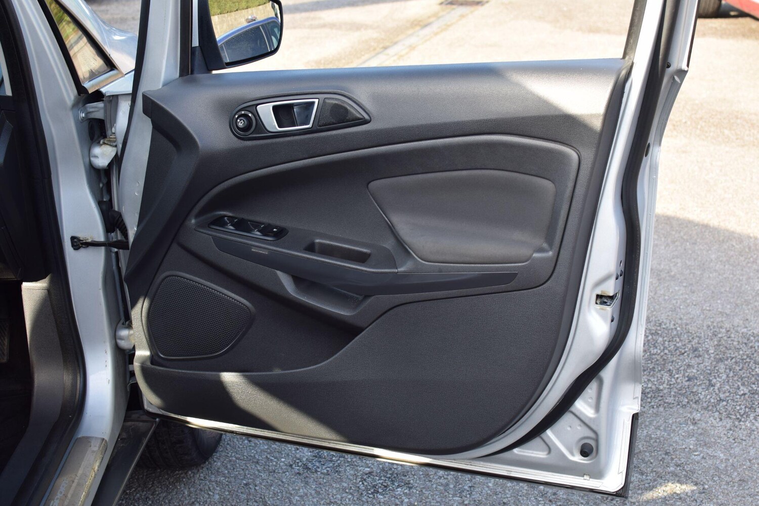 Used Ford Ecosport 2015 for sale - 77709987: Photo 32