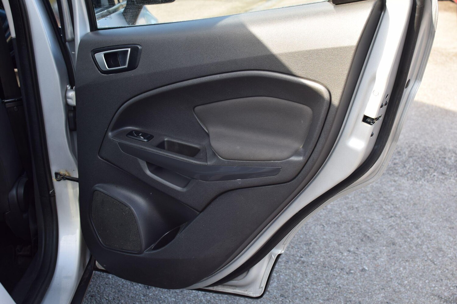 Used Ford Ecosport 2015 for sale - 77709987: Photo 33