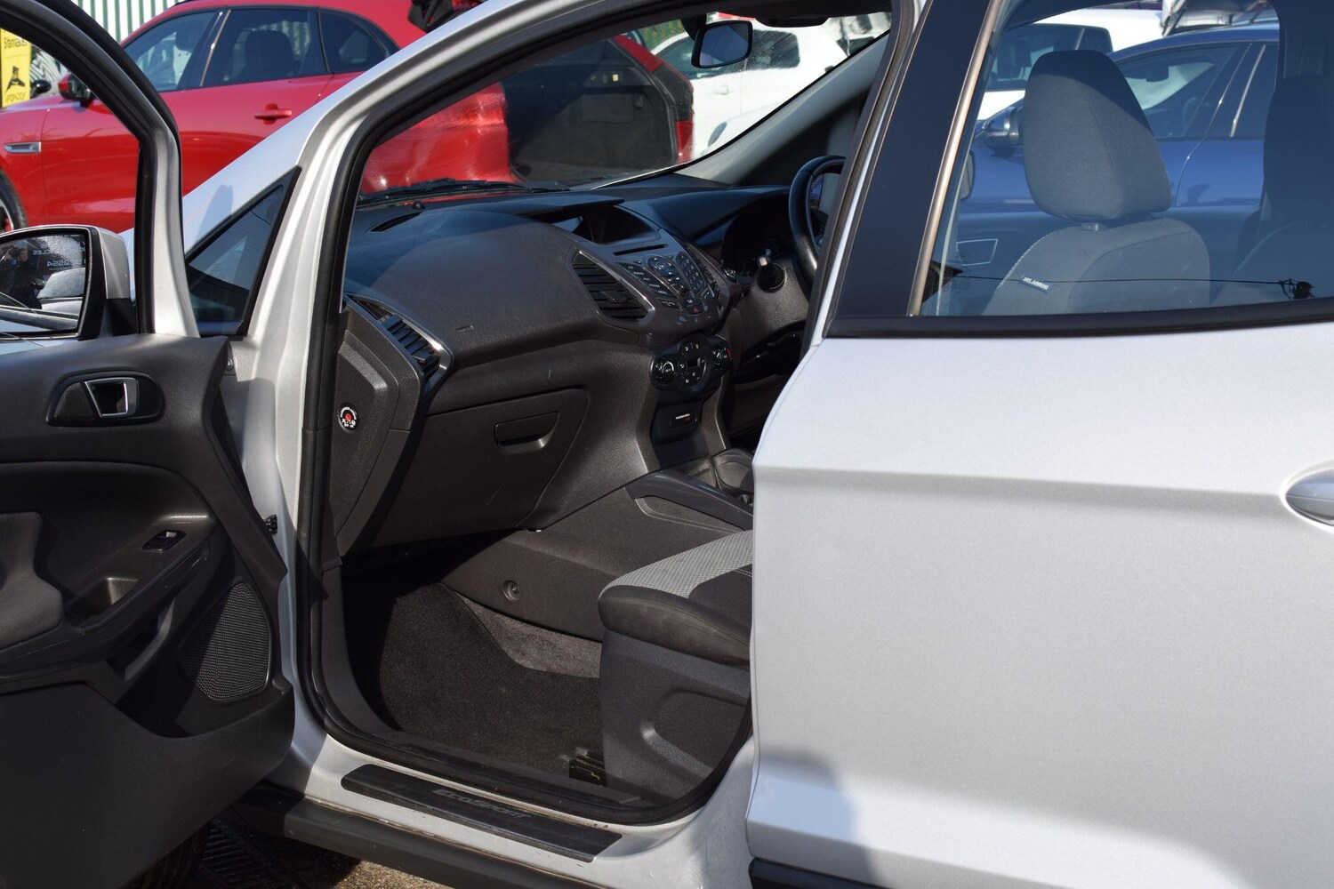 Used Ford Ecosport 2015 for sale - 77709987: Photo 48