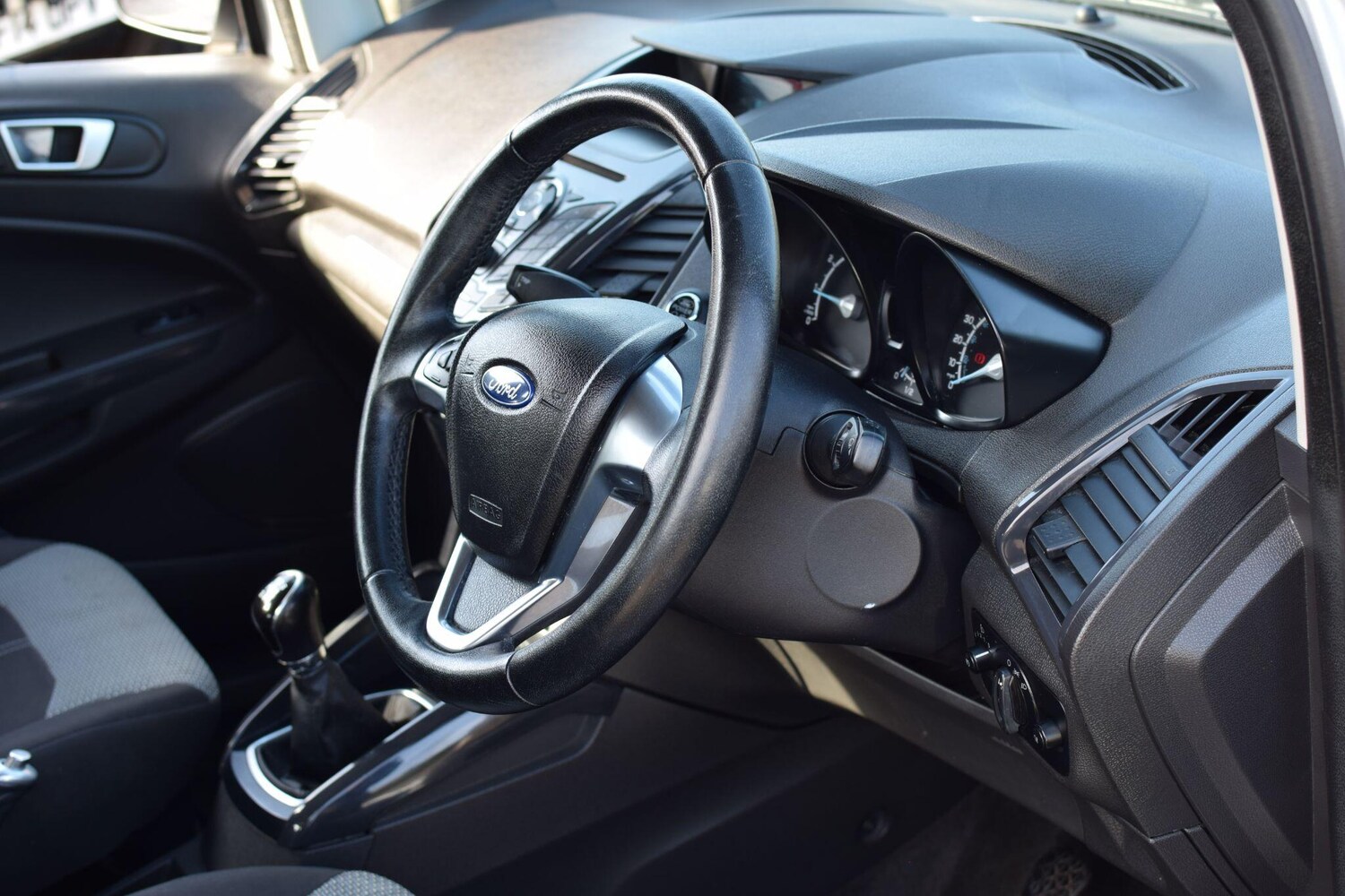 Used Ford Ecosport 2015 for sale - 77709987: Photo 54