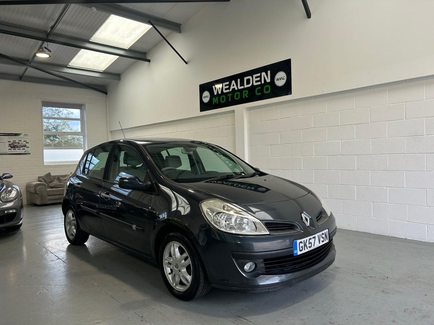 Used Renault Clio 2007 for sale - 76995177: Photo 2