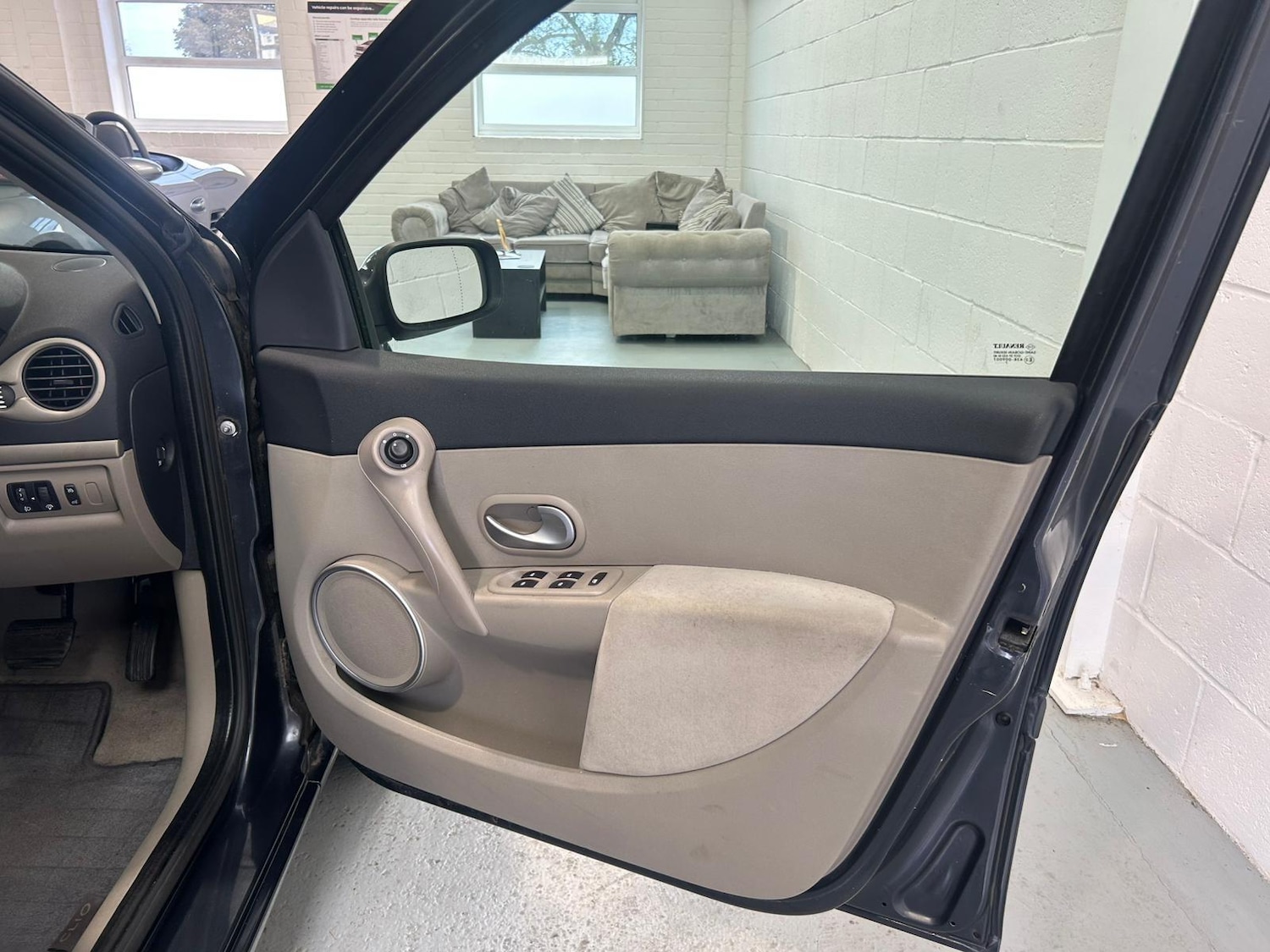 Used Renault Clio 2007 for sale - 76995177: Photo 20