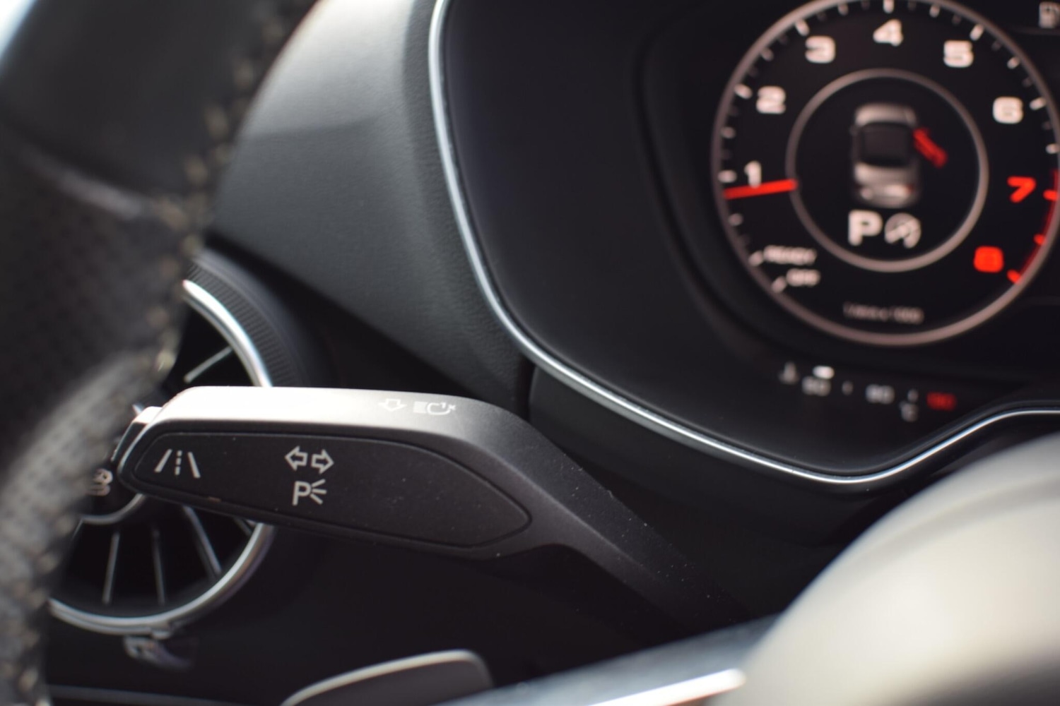 Used Audi TT 2015 for sale - 77174745: Photo 28