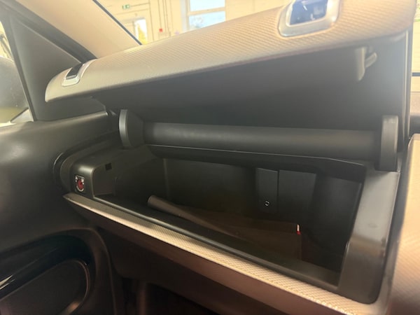 Used Citroen C4 Cactus 2015 for sale - 76259563: Photo 24