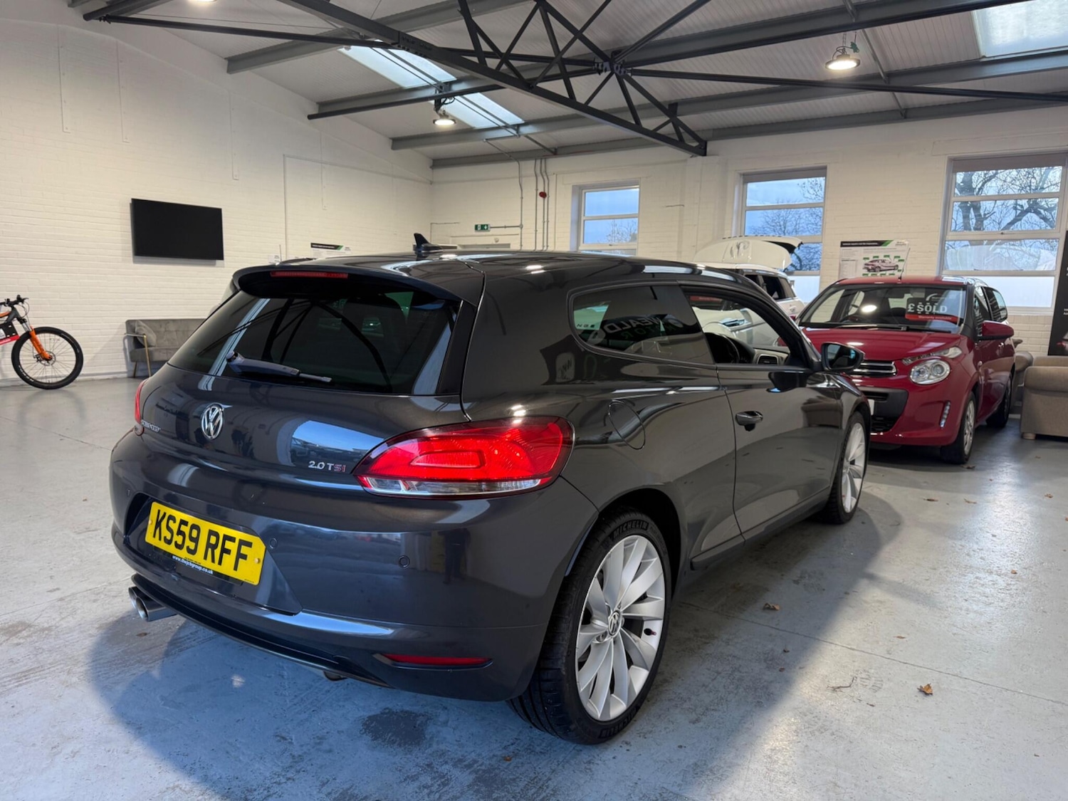 Used Volkswagen Scirocco for sale - 77016988: Photo 8