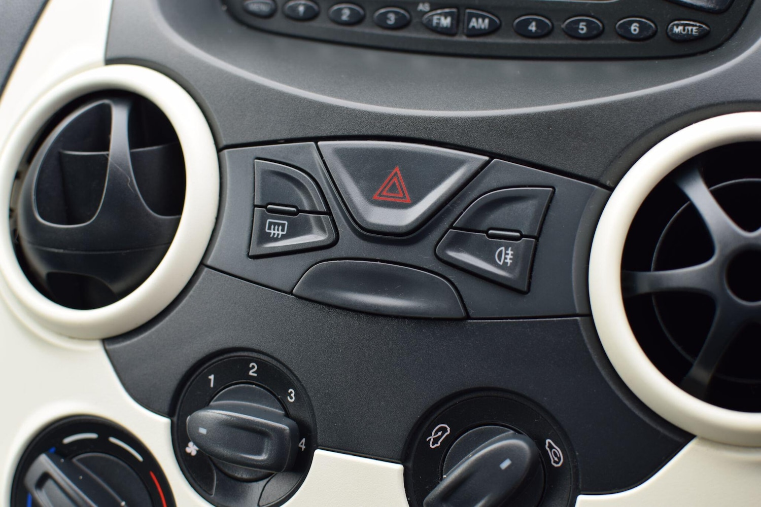 Used Ford Ka for sale - 77705287: Photo 41