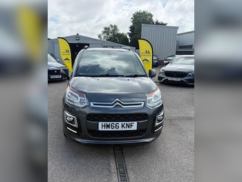 Used Citroen C3 Picasso 2017 for sale - 78784049: Photo