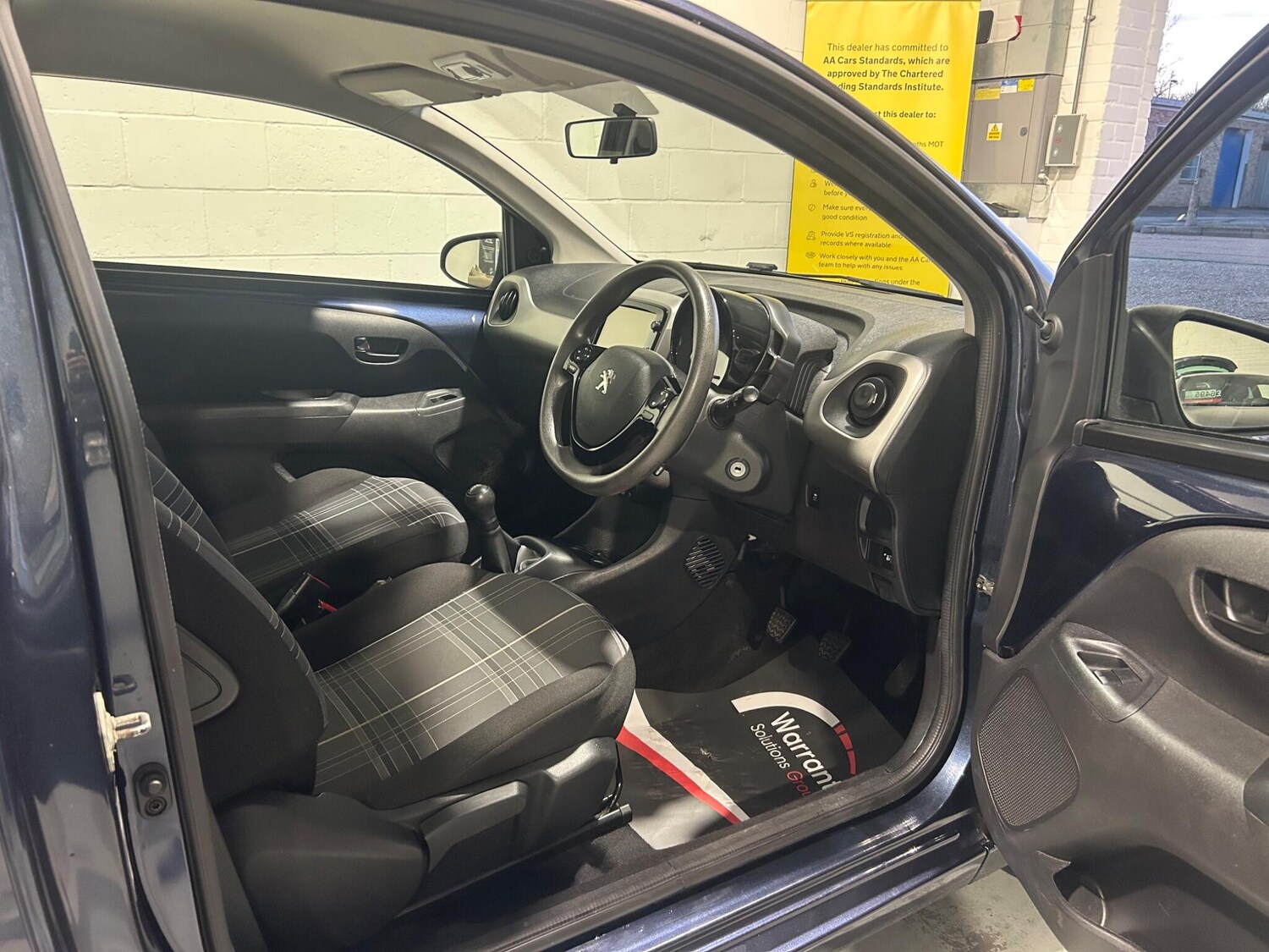 Used Peugeot 108 2017 for sale - 76849866: Photo 17