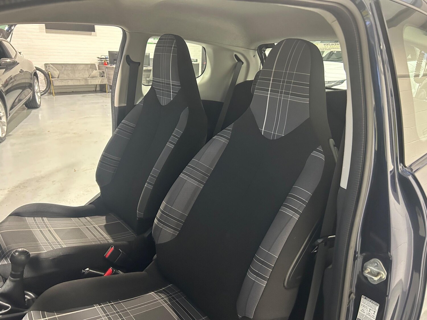 Used Peugeot 108 2017 for sale - 76849866: Photo 33