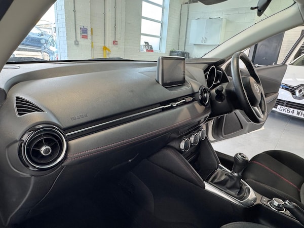 Used Mazda Mazda2 2015 for sale - 76167342: Photo 11