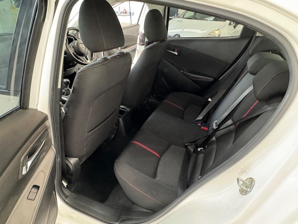 Used Mazda Mazda2 2015 for sale - 76167342: Photo 15