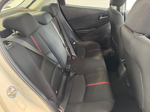 Used Mazda Mazda2 2015 for sale - 76167342: Photo 16