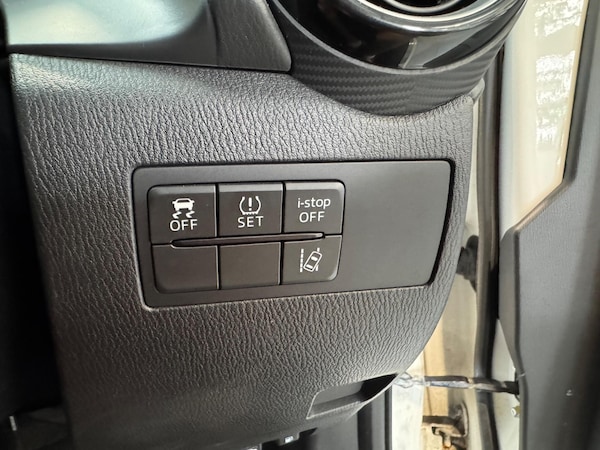 Used Mazda Mazda2 2015 for sale - 76167342: Photo 20