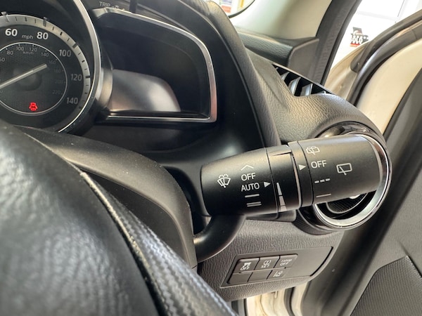 Used Mazda Mazda2 2015 for sale - 76167342: Photo 22