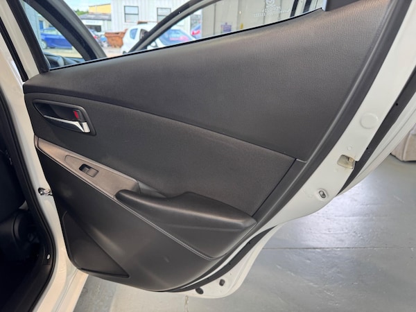 Used Mazda Mazda2 2015 for sale - 76167342: Photo 28