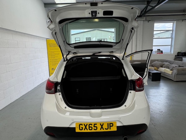 Used Mazda Mazda2 2015 for sale - 76167342: Photo 40