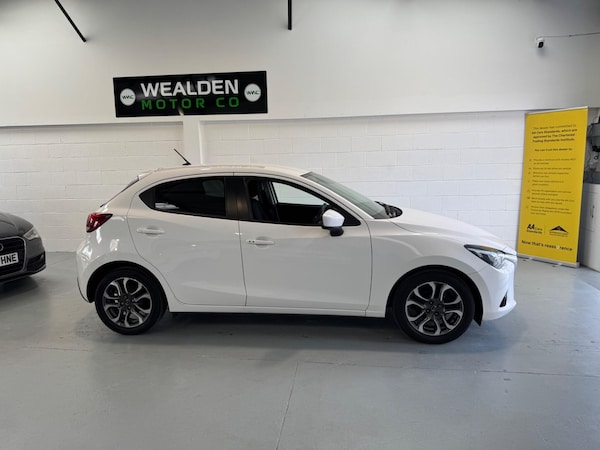 Used Mazda Mazda2 2015 for sale - 76167342: Photo 7