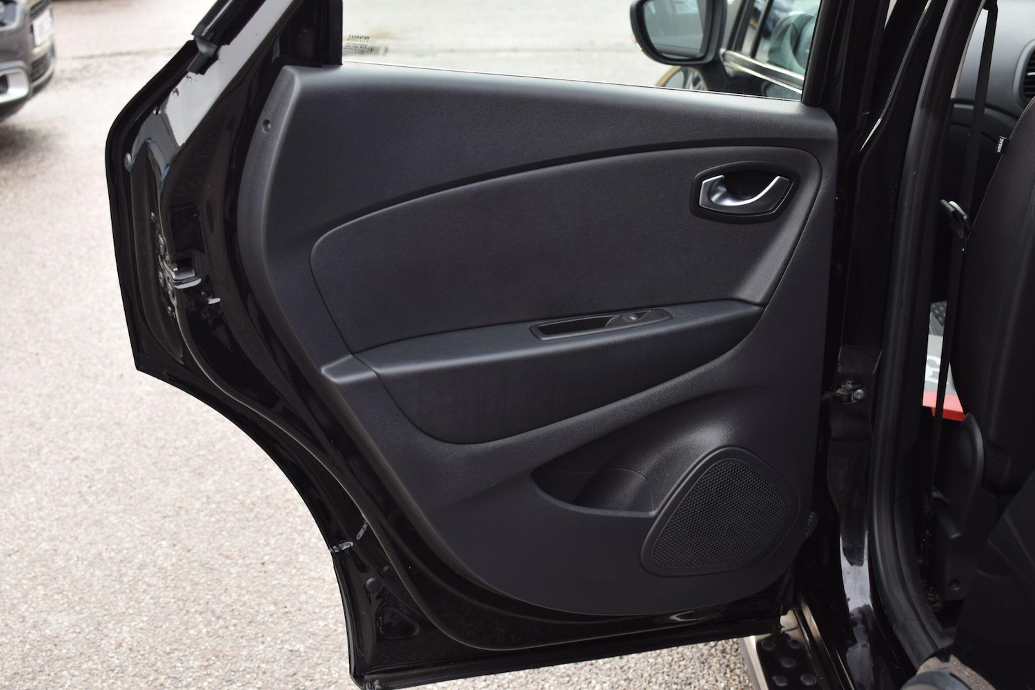 Used Renault Captur 2017 for sale - 77565045: Photo 33