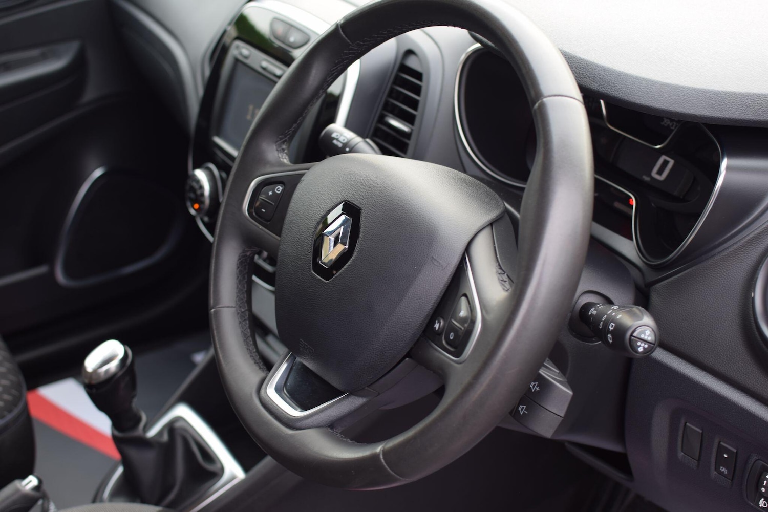 Used Renault Captur 2017 for sale - 77565045: Photo 43