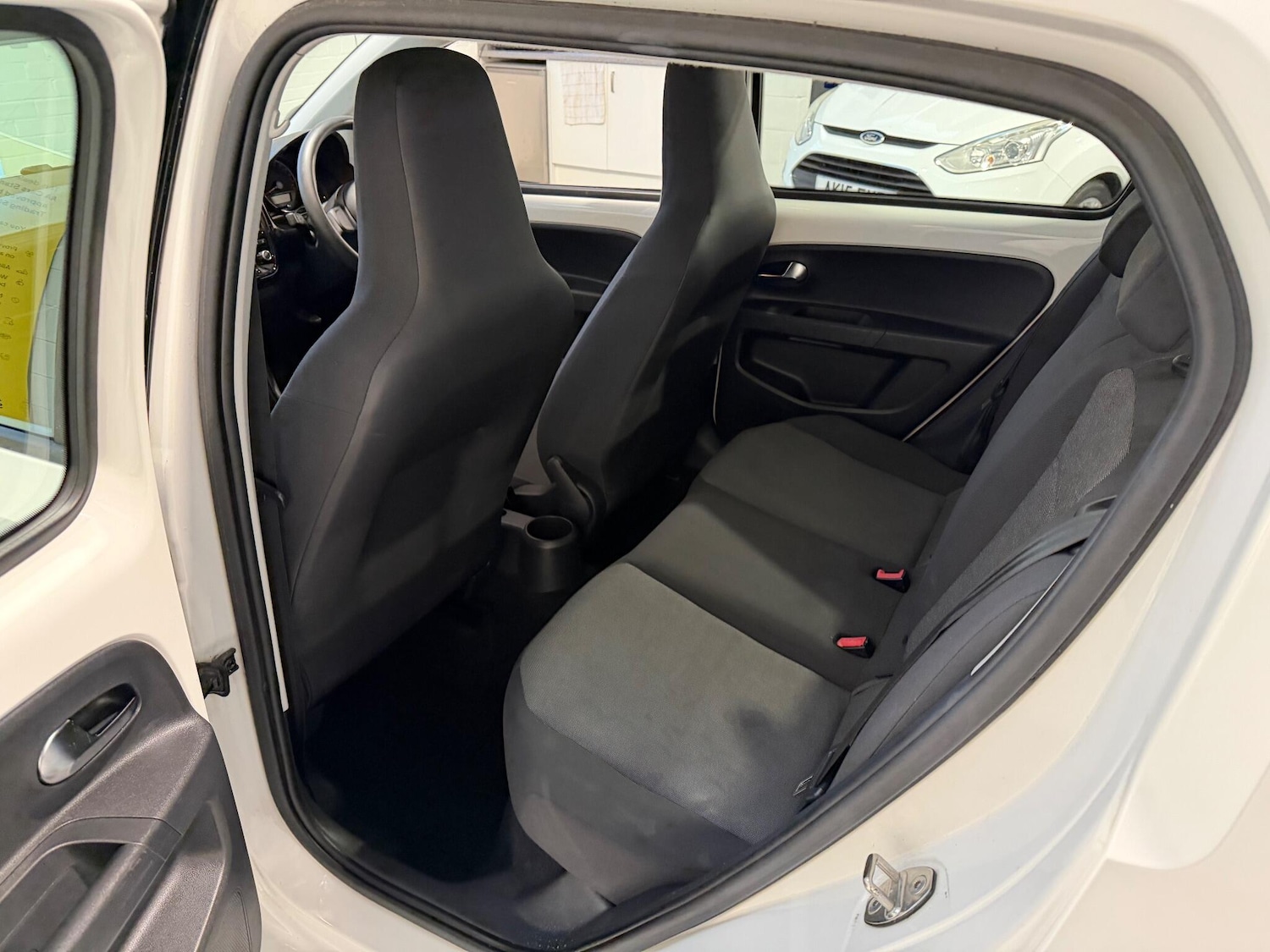 Used Volkswagen up! 2014 for sale - 76759642: Photo 12