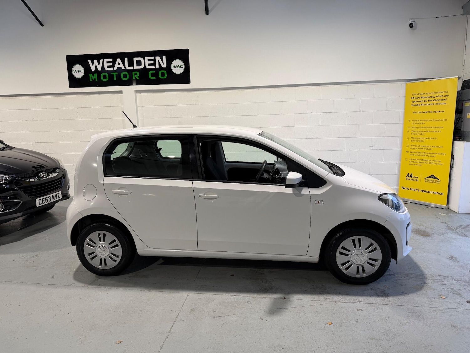 Used Volkswagen up! 2014 for sale - 76759642: Photo 6