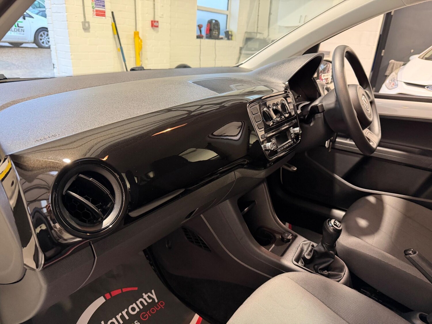 Used Volkswagen up! 2014 for sale - 76759642: Photo 7