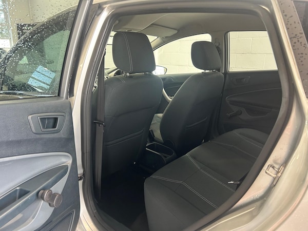 Used Ford Fiesta 2011 for sale - 76318209: Photo 10