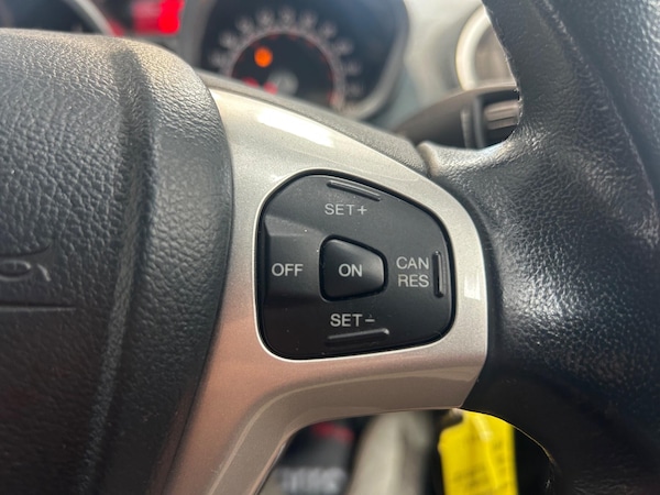 Used Ford Fiesta 2011 for sale - 76318209: Photo 13