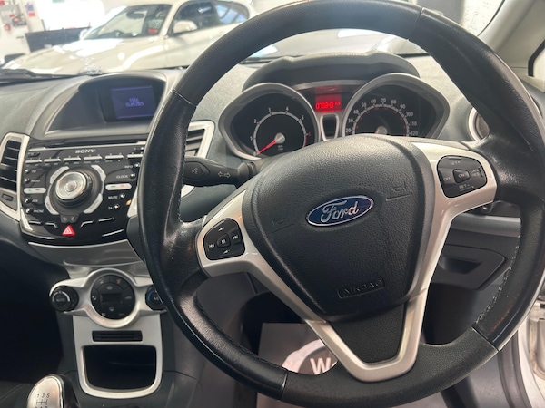 Used Ford Fiesta 2011 for sale - 76318209: Photo 27
