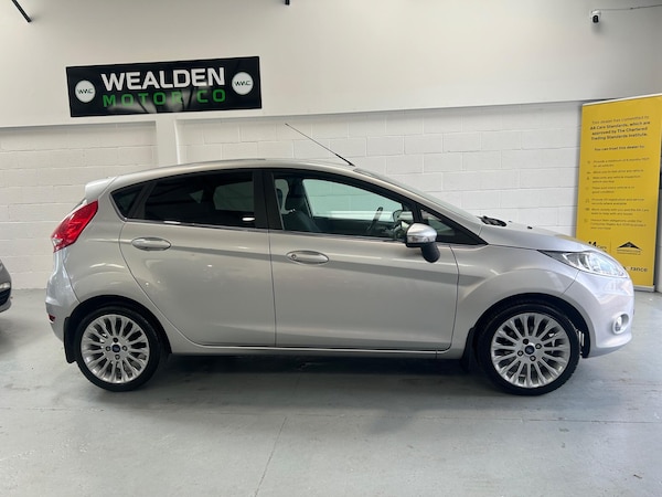 Used Ford Fiesta 2011 for sale - 76318209: Photo 7