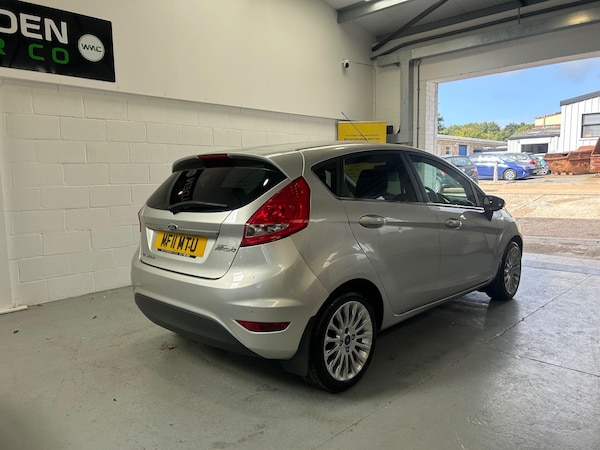 Used Ford Fiesta 2011 for sale - 76318209: Photo 8