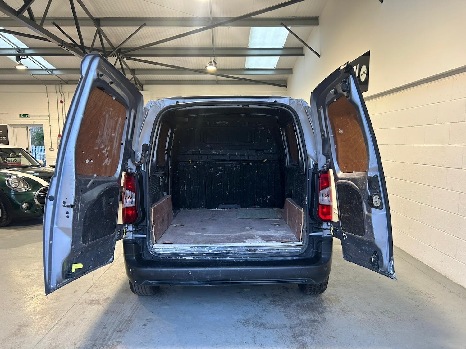 Used Citroen Berlingo 2020 for sale - 76996936: Photo 15