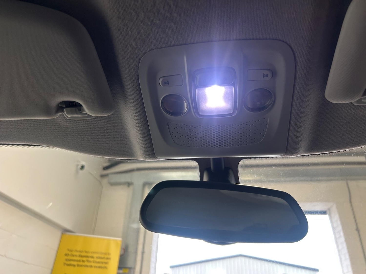 Used Peugeot 208 2014 for sale - 76850378: Photo 43