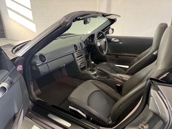 Used Porsche Boxster 2015 for sale - 76166890: Photo 24