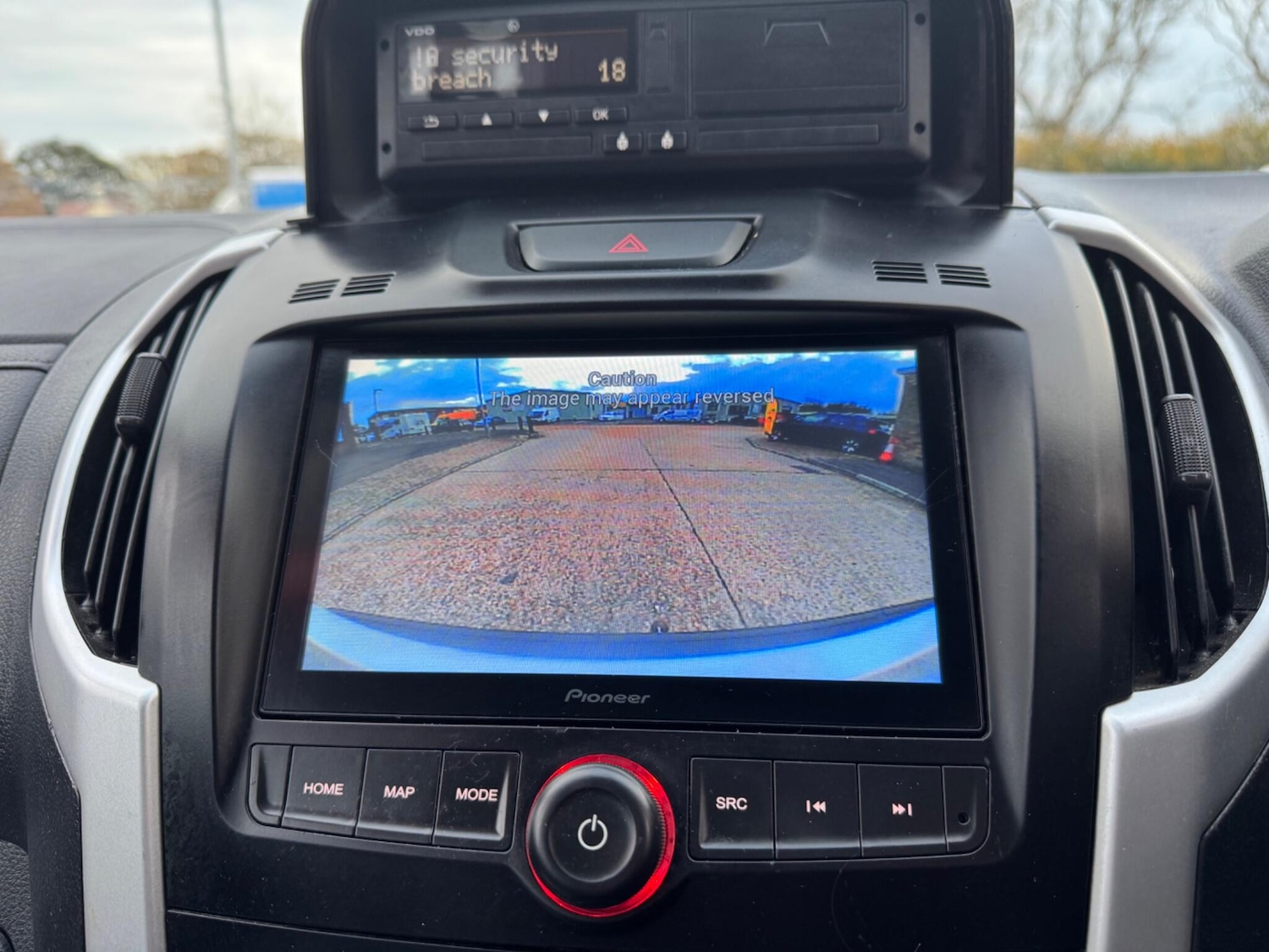 Used Isuzu D-Max 2019 for sale - 76988555: Photo 21