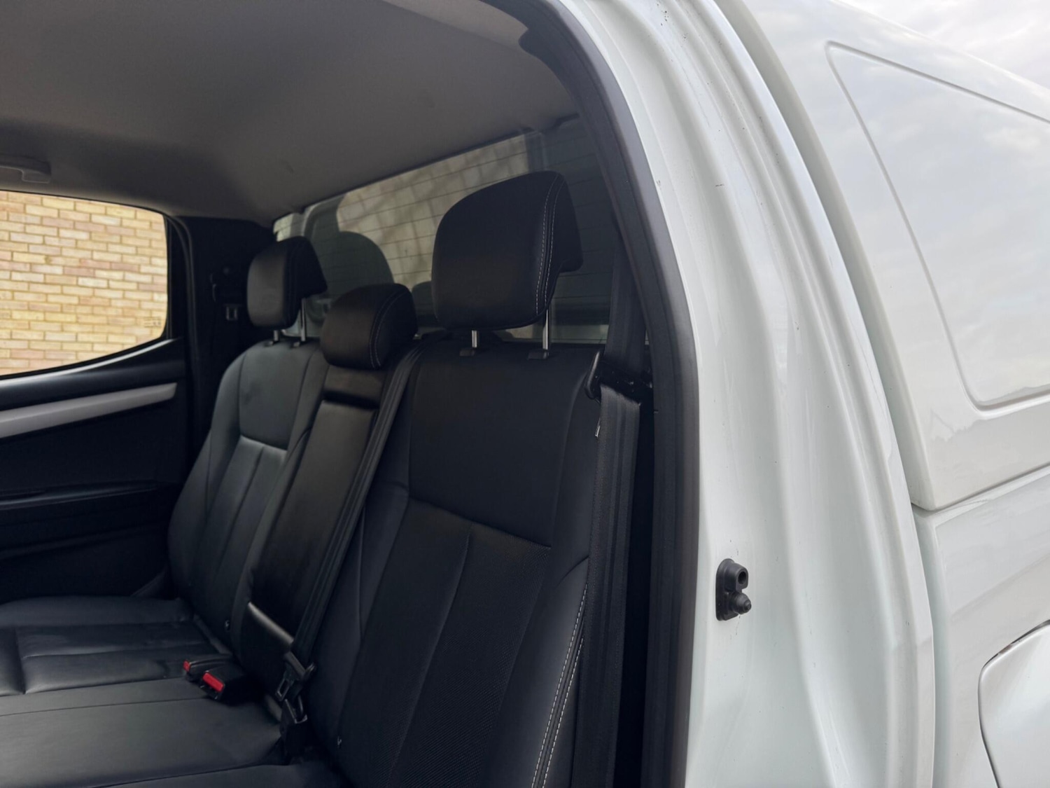 Used Isuzu D-Max 2019 for sale - 76988555: Photo 24