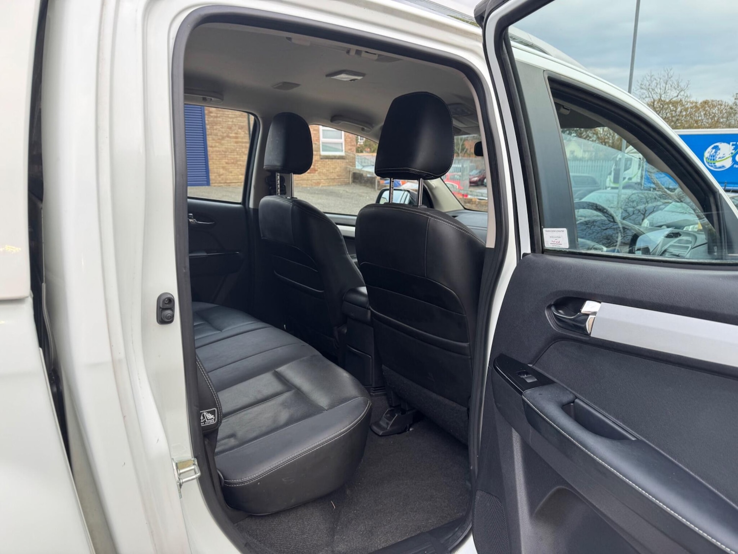 Used Isuzu D-Max 2019 for sale - 76988555: Photo 25