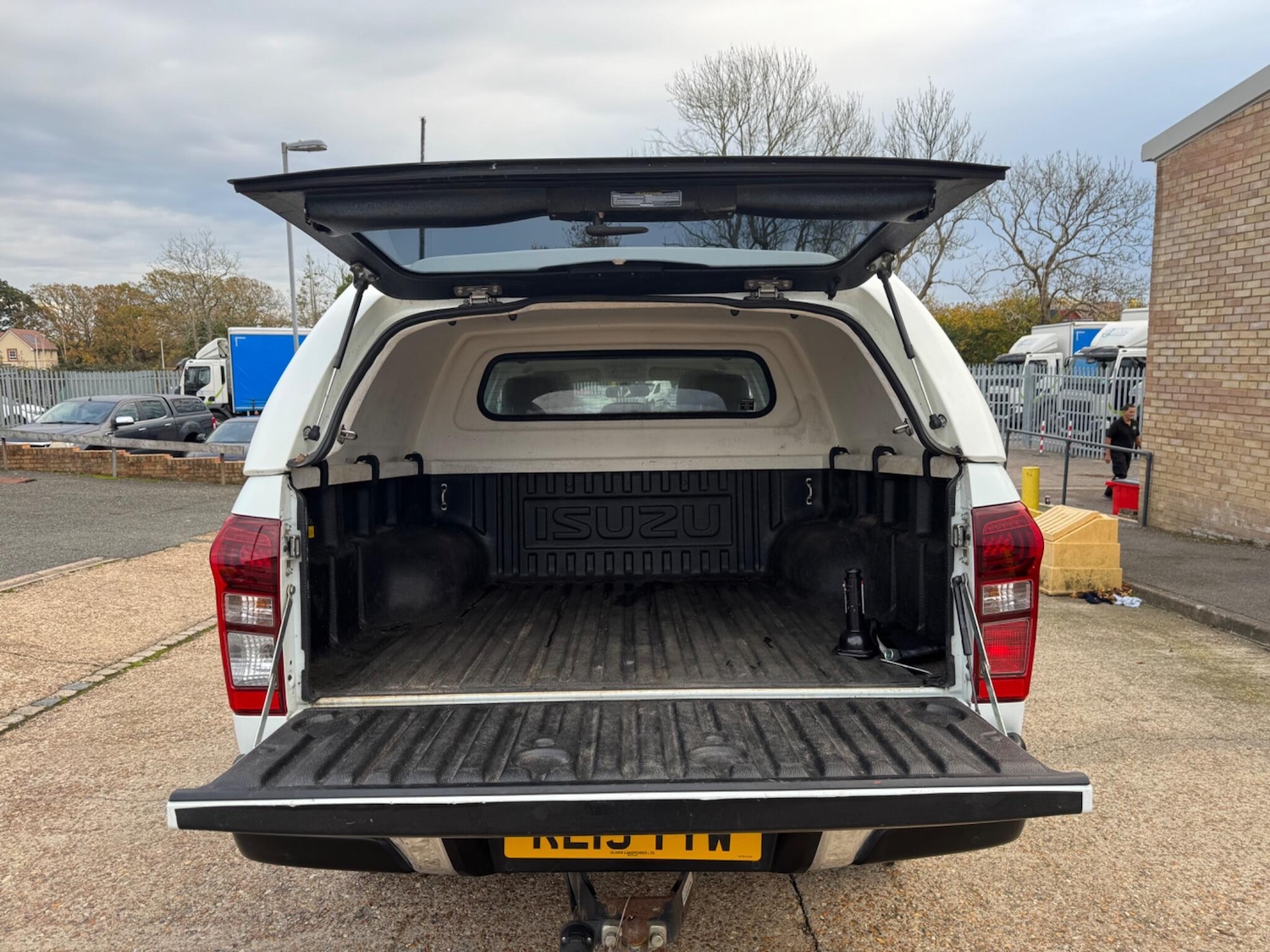 Used Isuzu D-Max 2019 for sale - 76988555: Photo 27