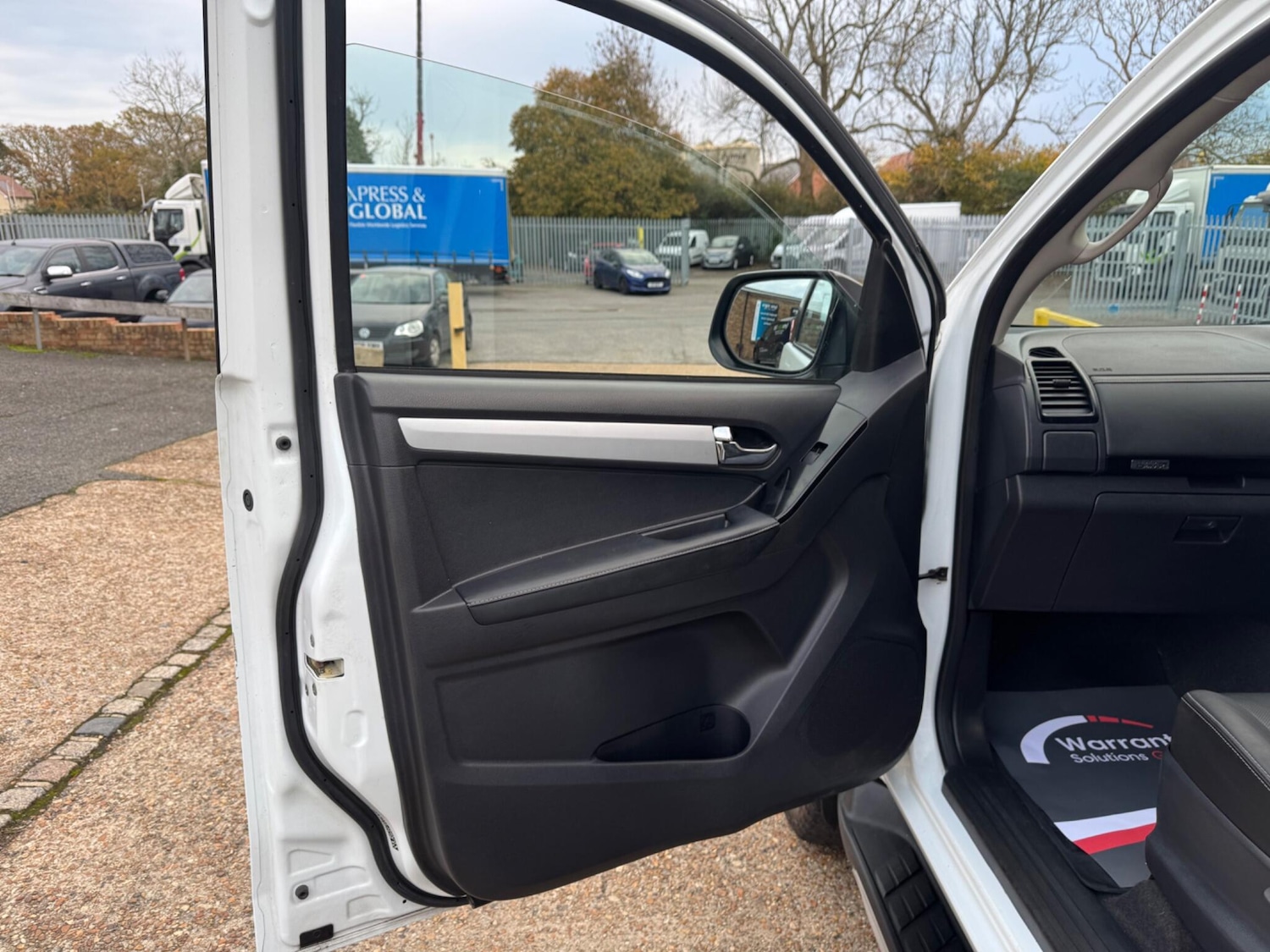 Used Isuzu D-Max 2019 for sale - 76988555: Photo 28