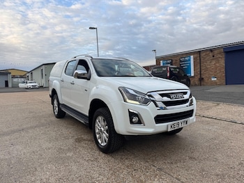 Used Isuzu D-Max 2019 for sale - 76988555: Photo