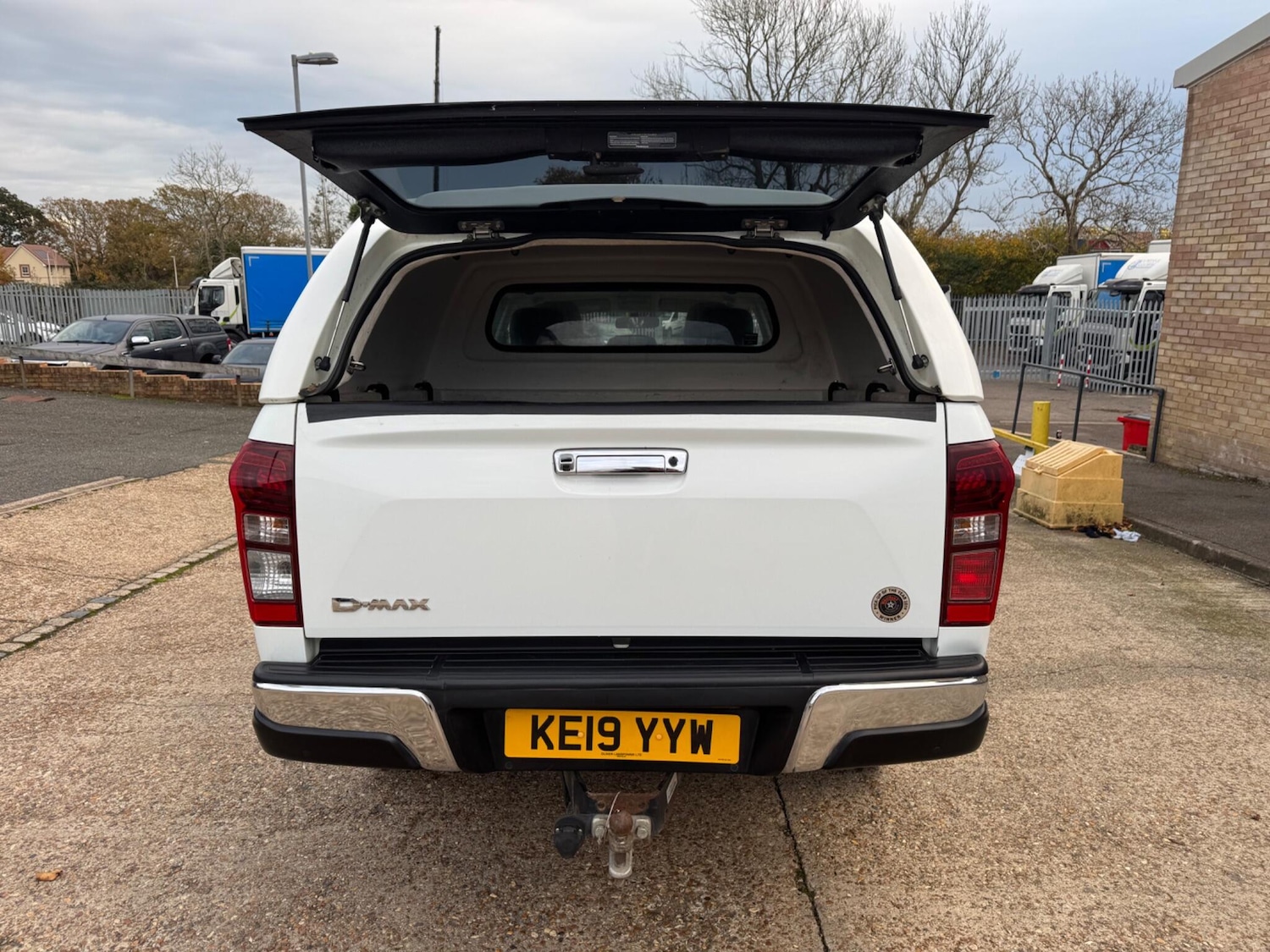 Used Isuzu D-Max 2019 for sale - 76988555: Photo 6