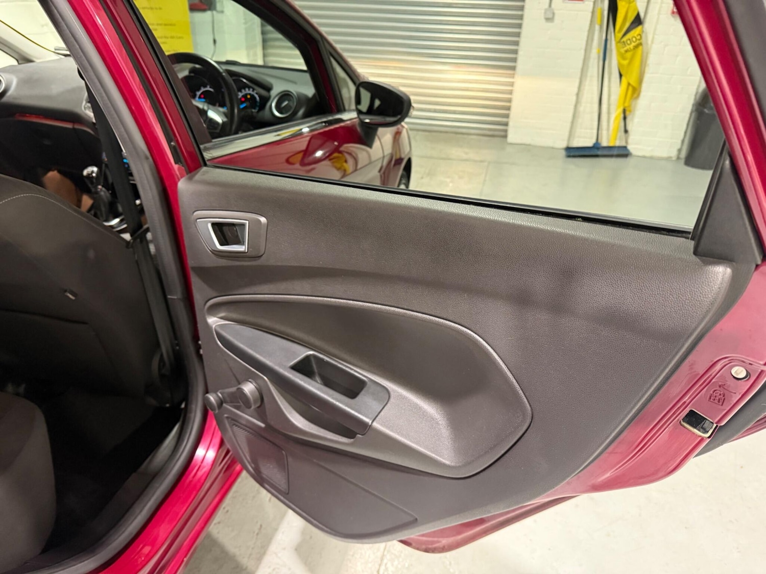 Used Ford Fiesta 2014 for sale - 76658205: Photo 16