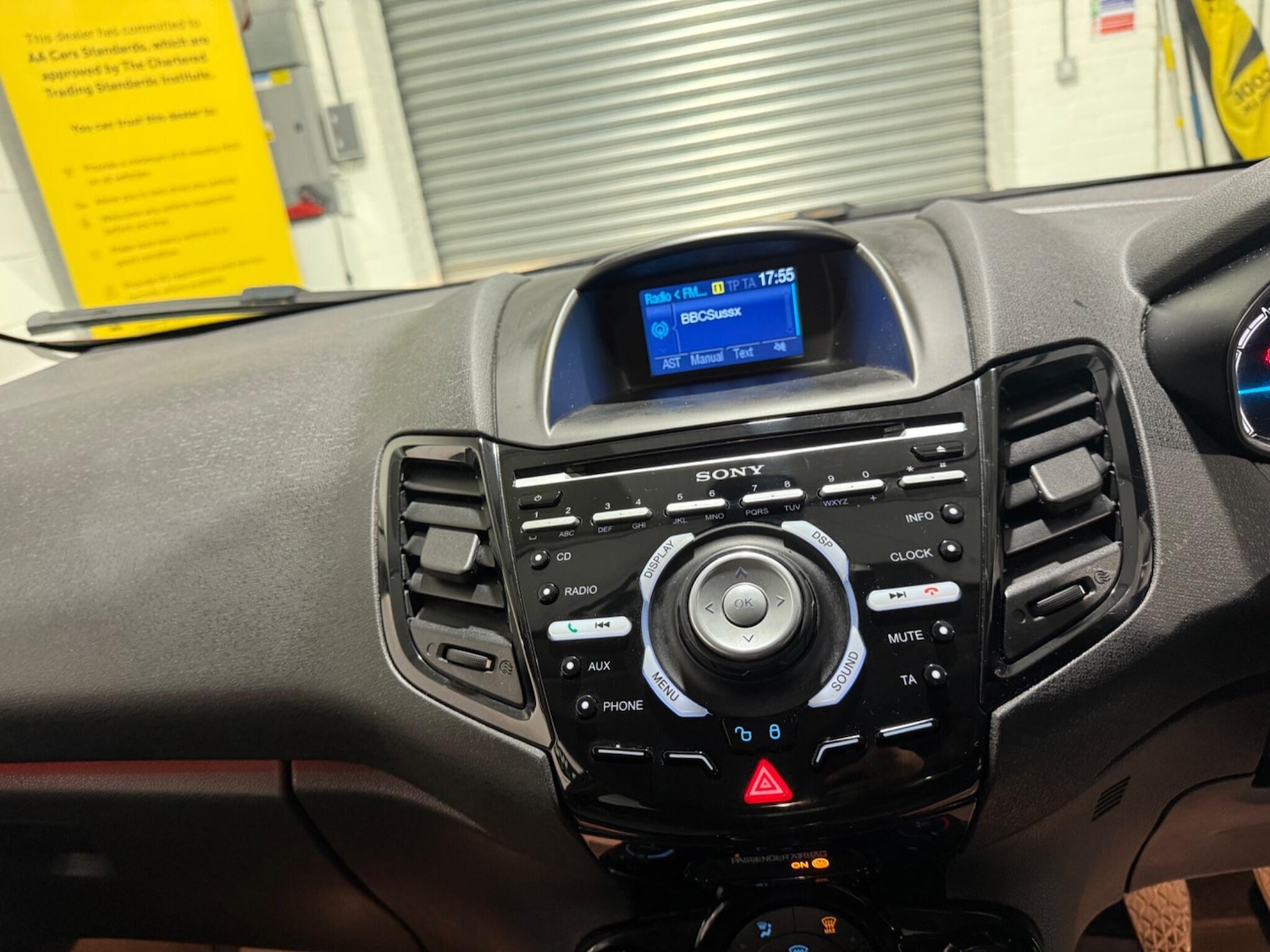 Used Ford Fiesta 2014 for sale - 76658205: Photo 30