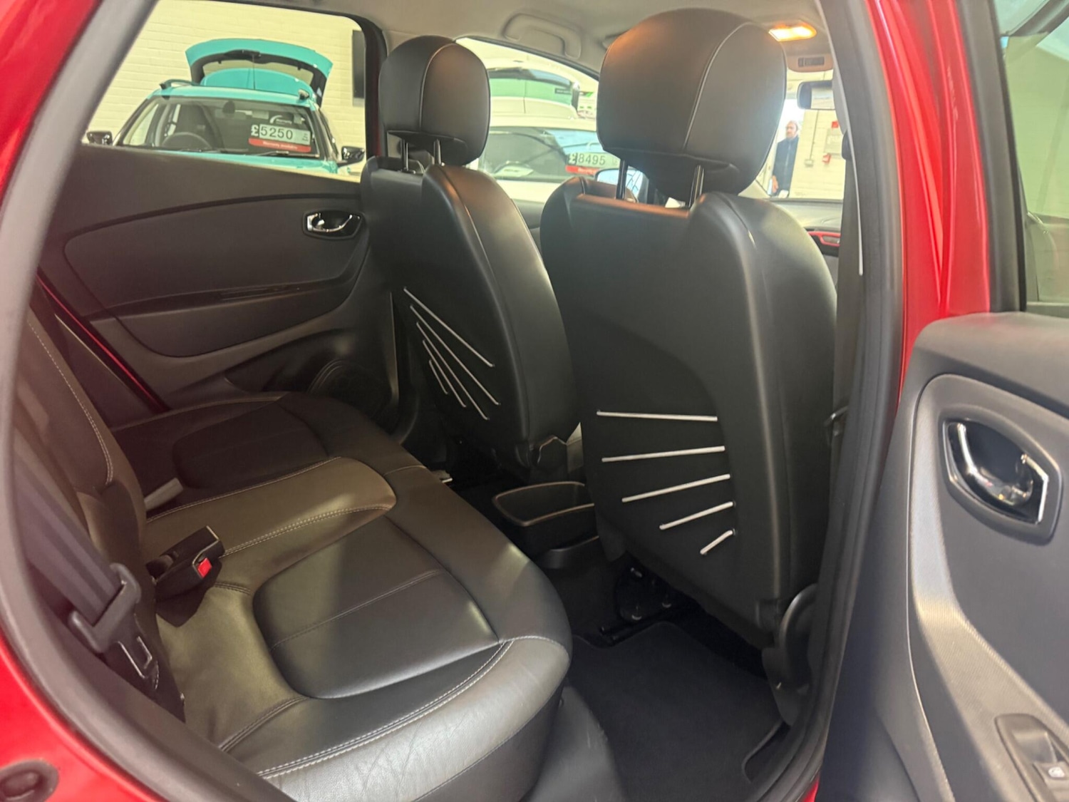 Used Renault Captur 2016 for sale - 76360772: Photo 15