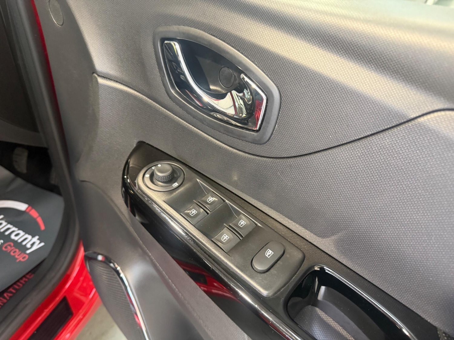 Used Renault Captur 2016 for sale - 76360772: Photo 17