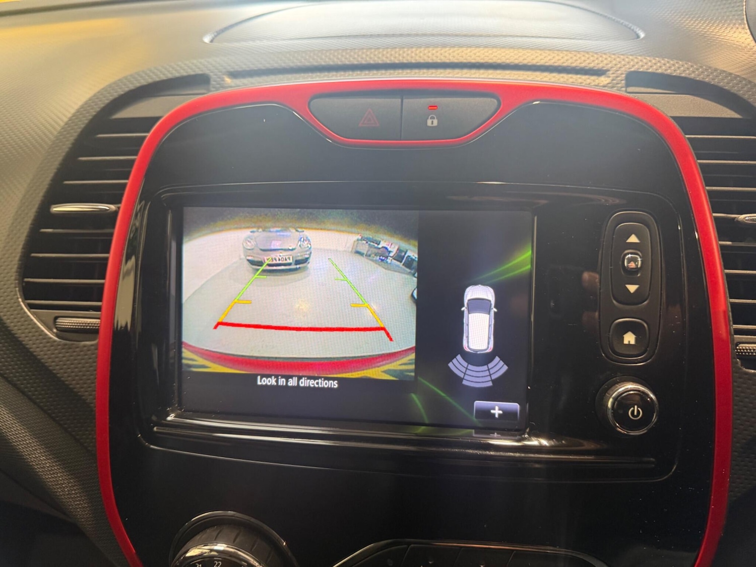 Used Renault Captur 2016 for sale - 76360772: Photo 30