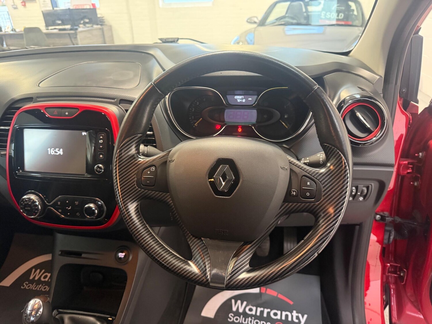 Used Renault Captur 2016 for sale - 76360772: Photo 33