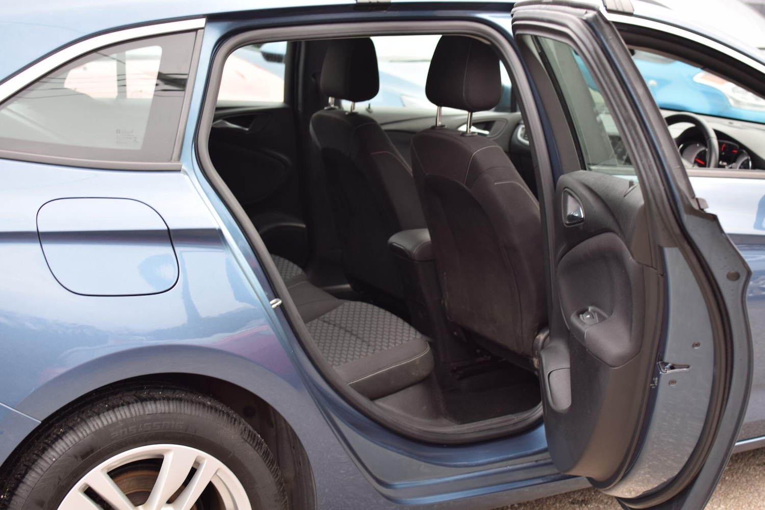 Used Vauxhall Astra 2017 for sale - 76899234: Photo 17