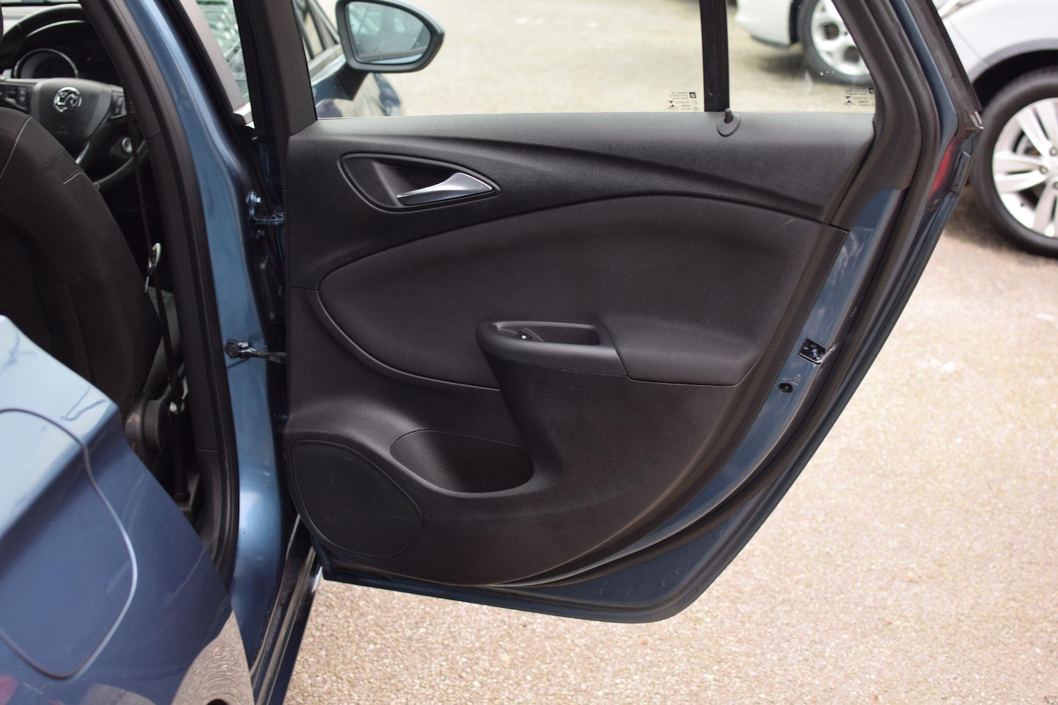 Used Vauxhall Astra 2017 for sale - 76899234: Photo 32